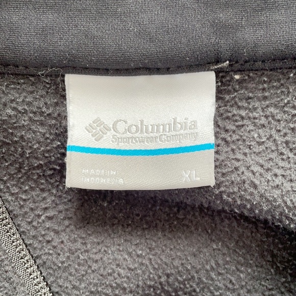 Columbia Sportswear Men's Klamath Range II 1/2 Zip Jacket - Picture 3 of 5